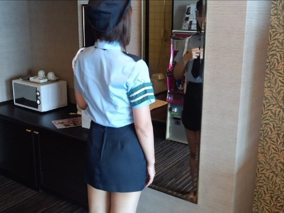 セフレに婦警のコスプレさせてエッチした時の投稿エロ画像 629