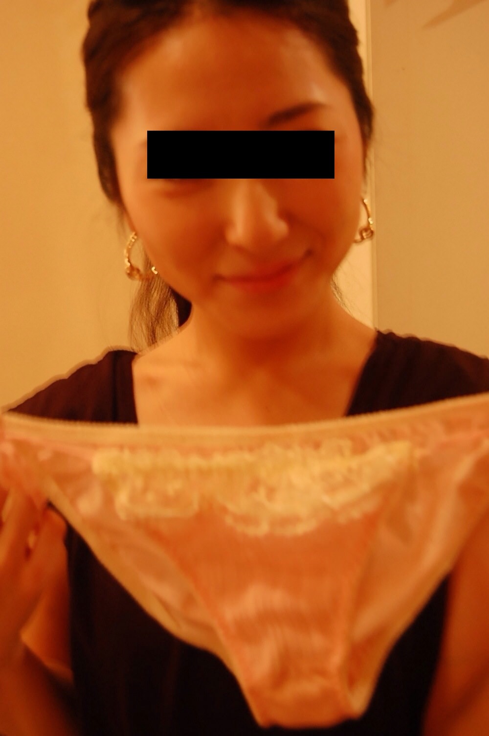 素人娘のガチ使用済み脱ぎたて染み付きおパンツエロ画像 11135