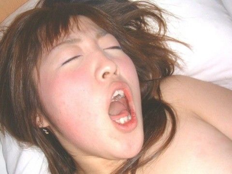 童貞はこれ見てシコれ！！彼女のｲｷ顔のエロ画像 27882433