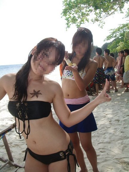 夏の陽気に開放的になった素人娘のビキニおっぱいエロ画像 44ee91dd