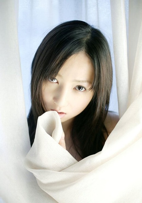 顔だけでオナニー出来る美女お姉さんのエロ画像 66eed856 s