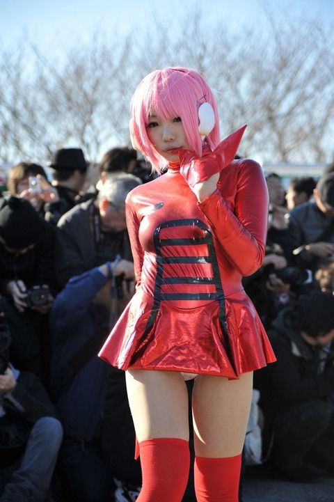 胸チラとかパンチラしてる激エロ可愛いコスプレイヤーのエロ画像 a7ee0f21