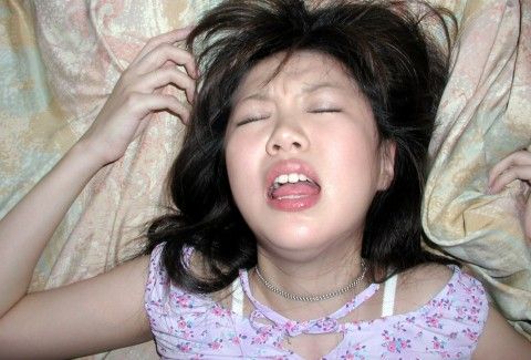 童貞はこれ見てシコれ！！彼女のｲｷ顔のエロ画像 aa0cf1b4