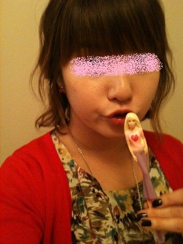 彼女が寝てる隙にそっと脱がして撮影流出させた素人エロ画像 bbfa461e